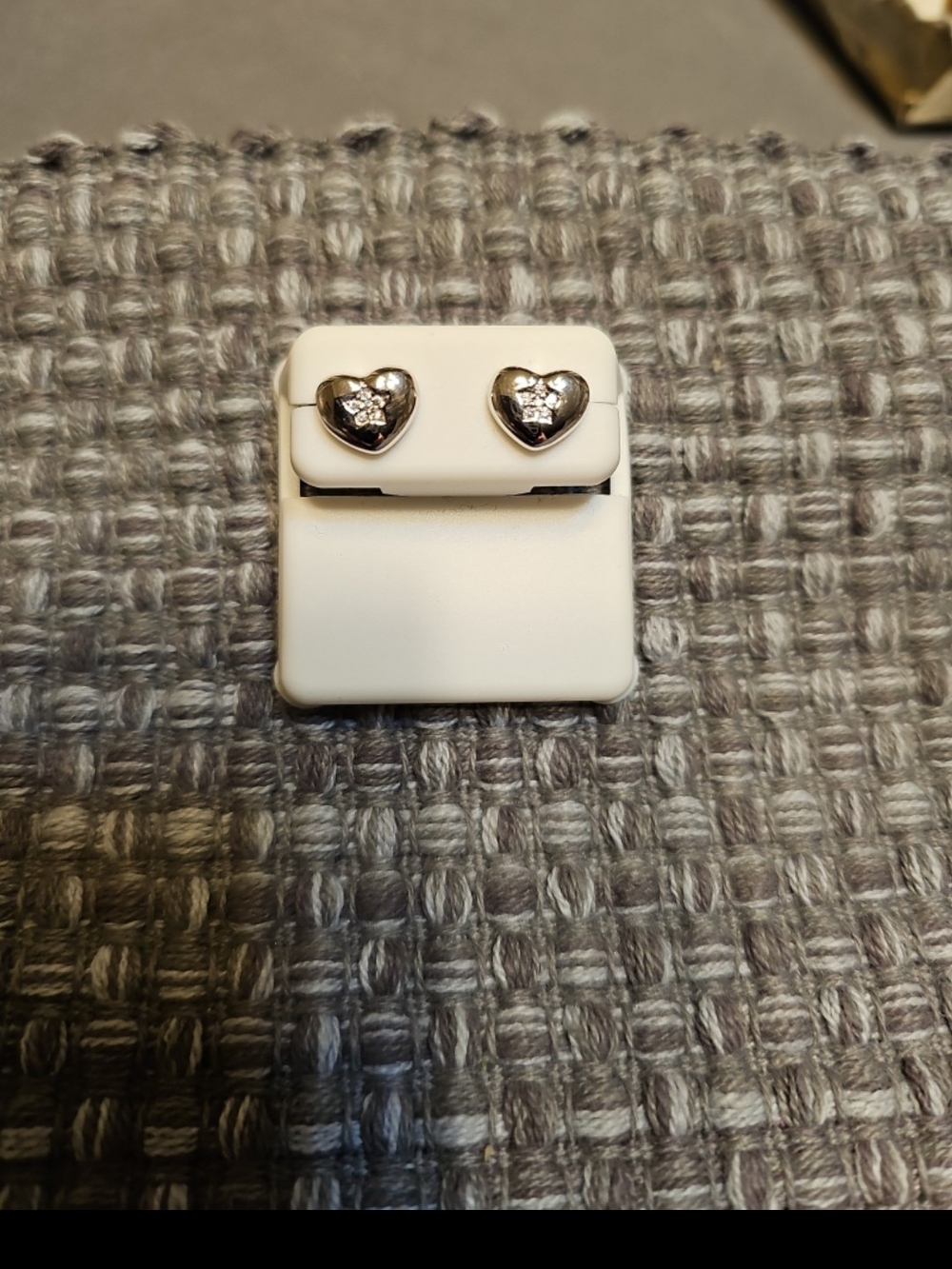 Heart Stud Earrings with Dimond Chips - Stearling Silver 925 Twist On Backs